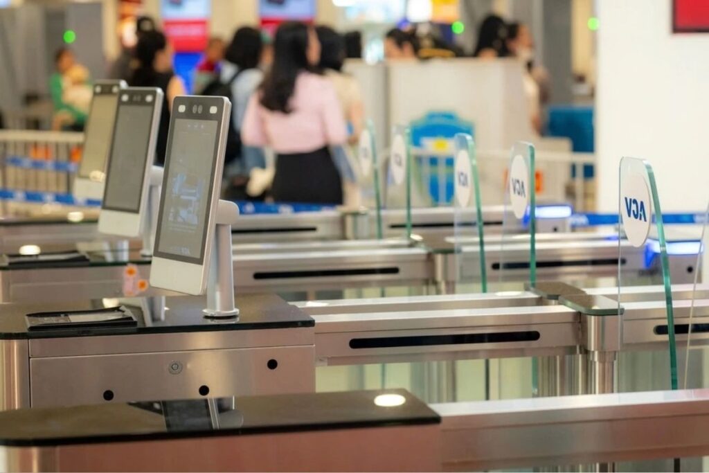 Sinh trắc học hàng không là gì và vì sao đang được triển khai đồng loạt?