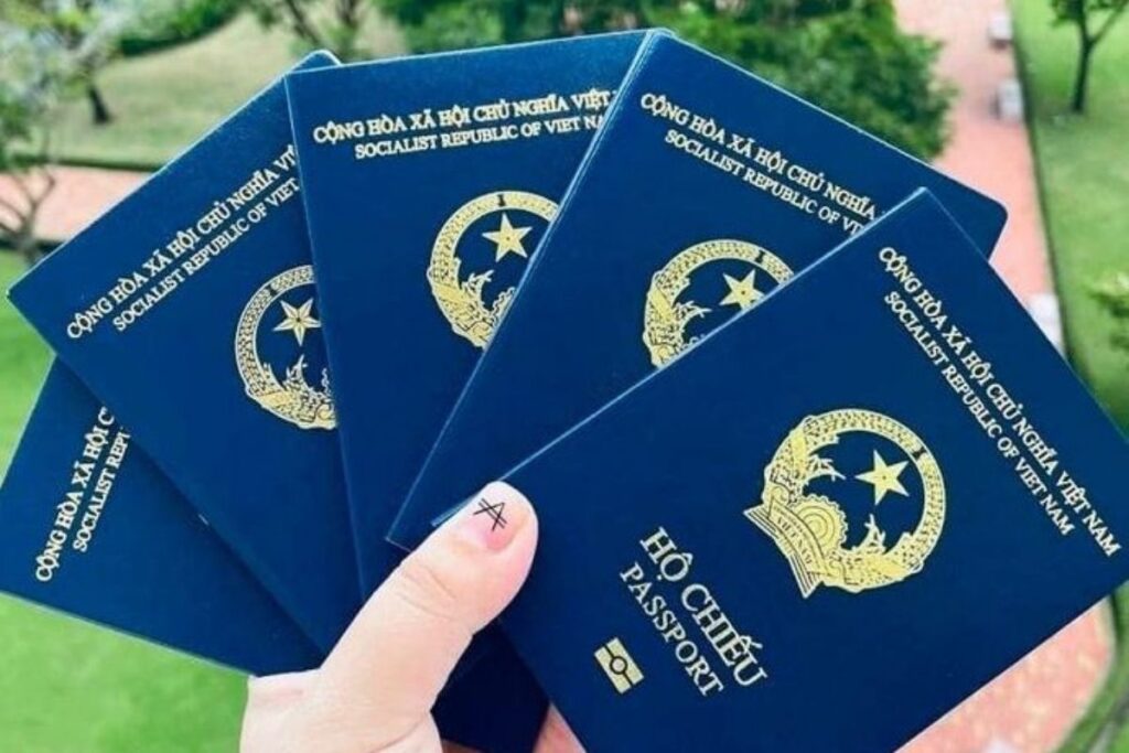 Hộ chiếu gắn chip mới nhất dành cho công dân