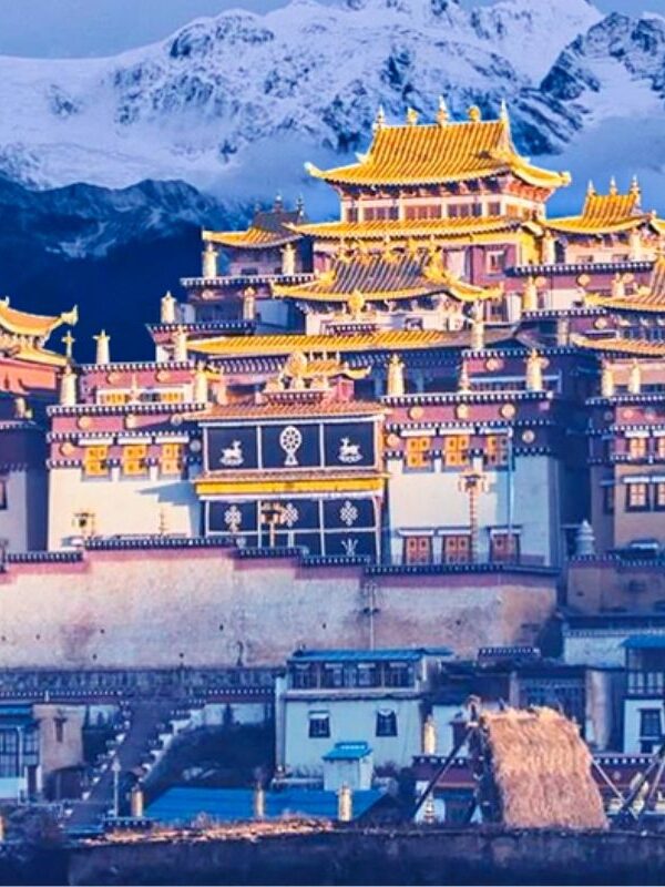 Tham quan miền đất linh thiêng ShangriLa